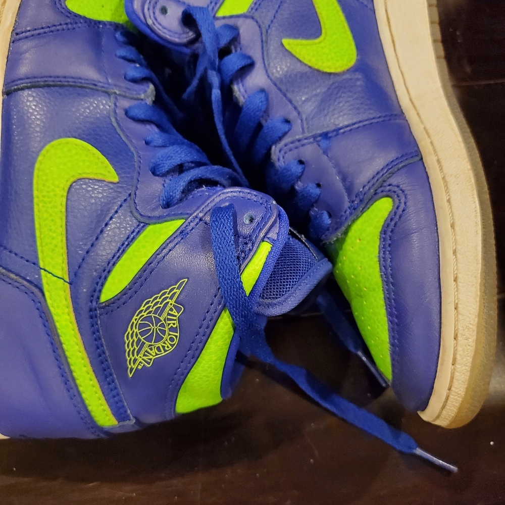 Boy shoes